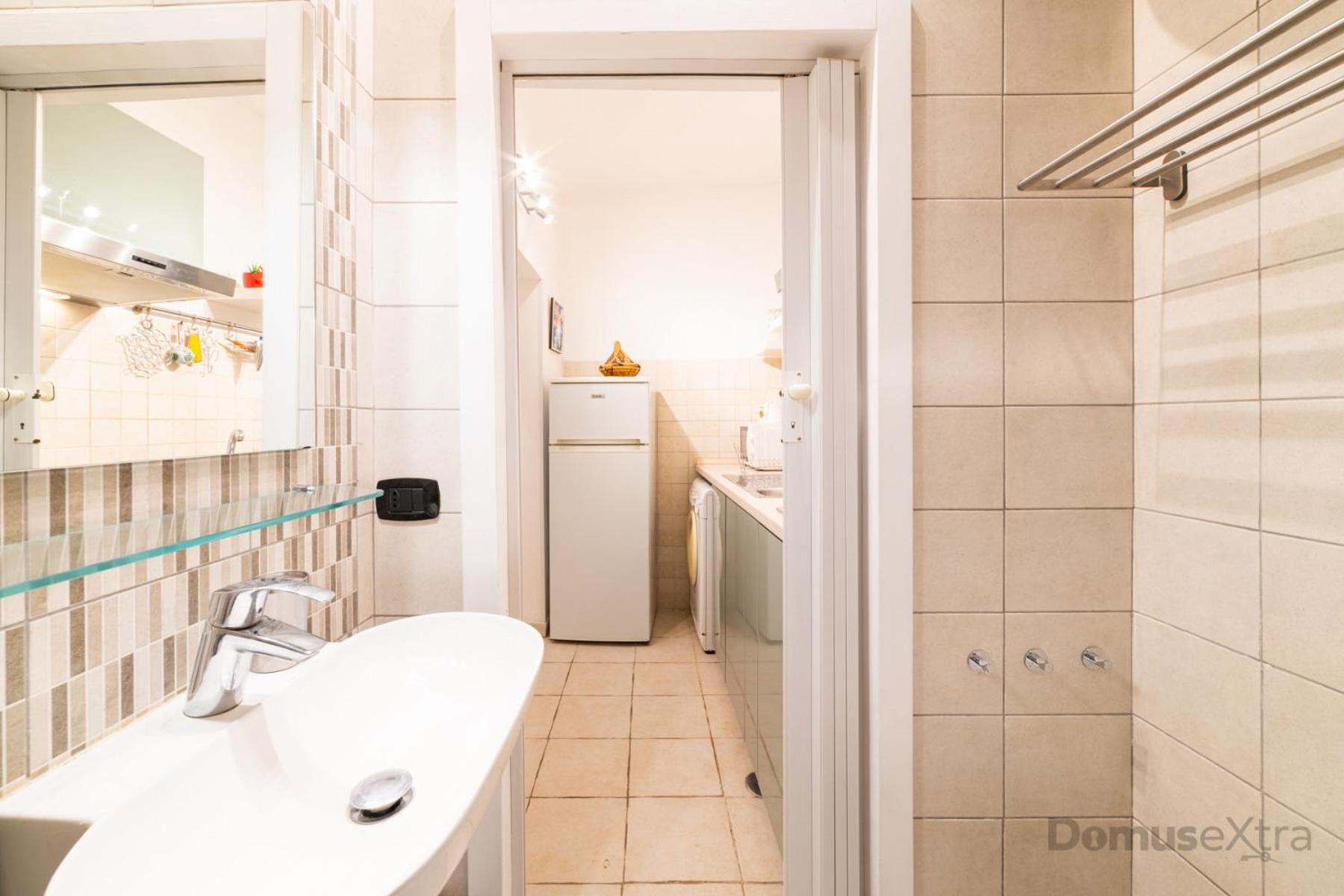 Villari Guest House By Domusextra Napoli Ngoại thất bức ảnh