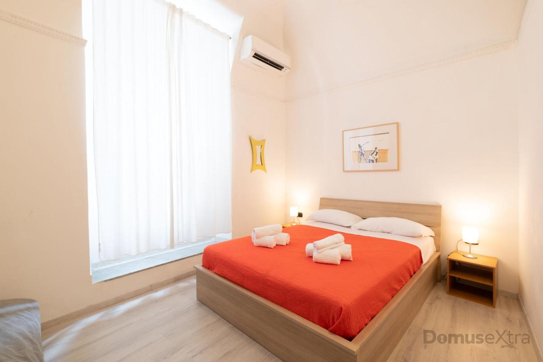 Villari Guest House By Domusextra Napoli Ngoại thất bức ảnh